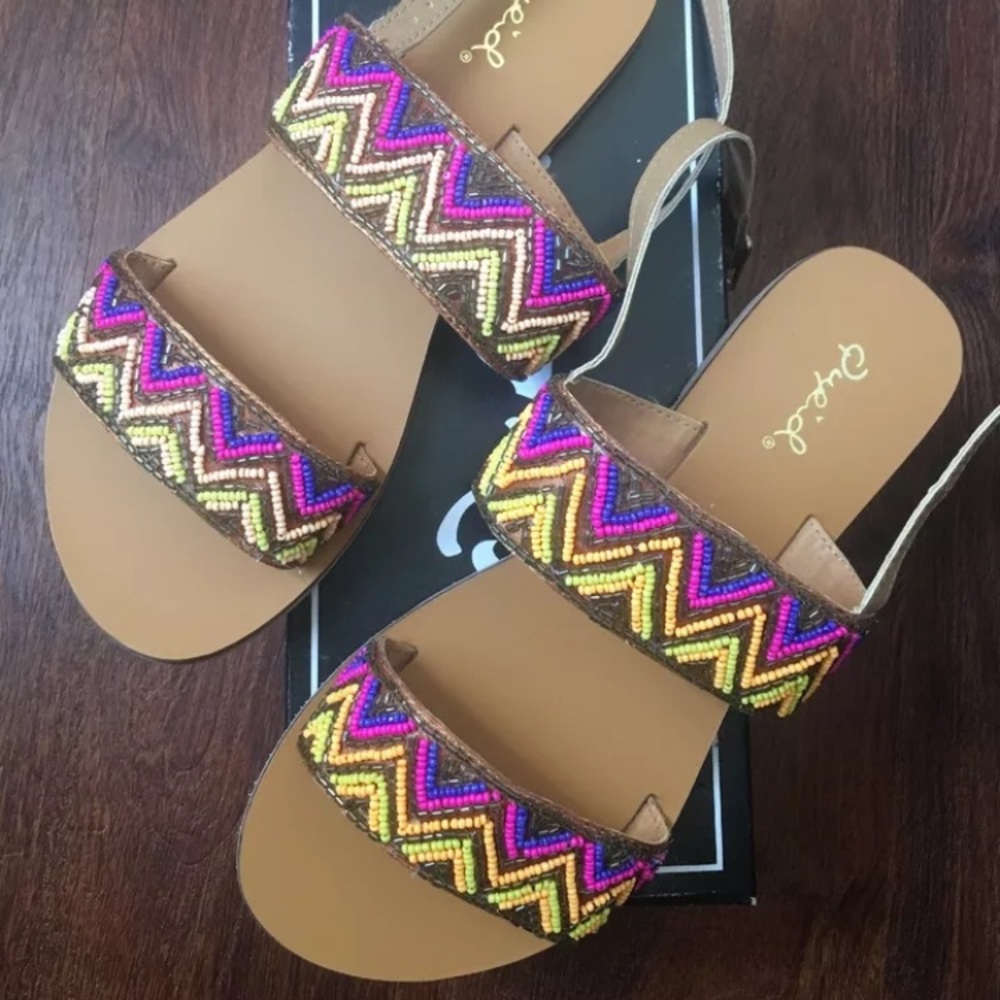 Colorful beaded flat sandals, by Qupid (size 6.5)